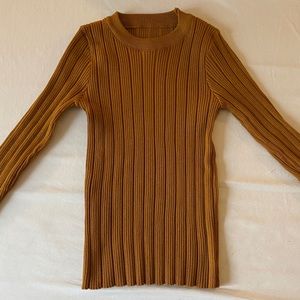Orange Crew-Neck Sweatshirt 🍂🥮